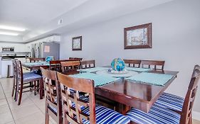 Coconut Grove 203